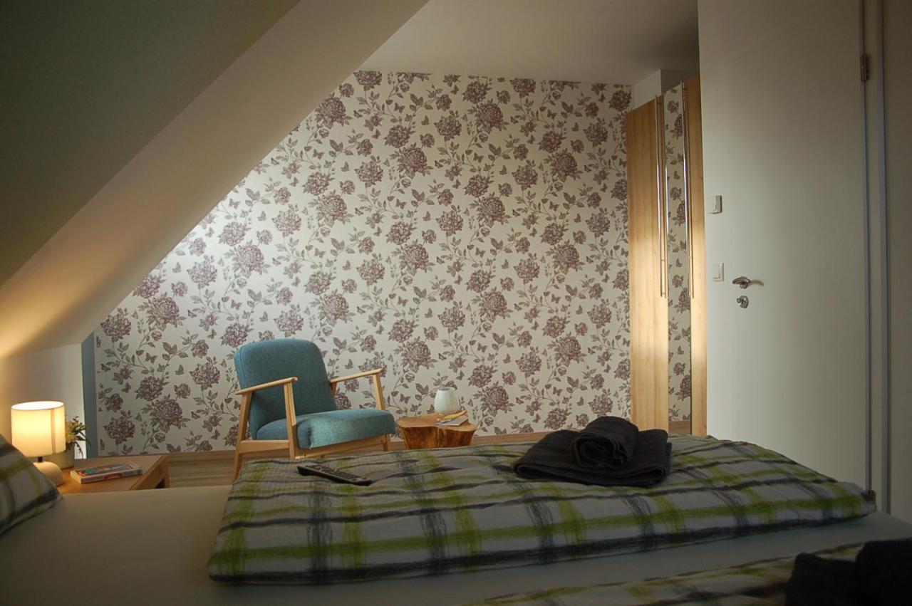 Behagliches Ferienhaus Zaunkoenig -Mit Kamin Und Sauna Tanne Luaran gambar