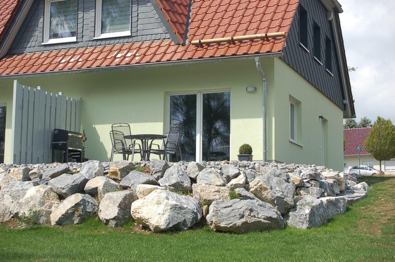 Behagliches Ferienhaus Zaunkoenig -Mit Kamin Und Sauna Tanne Luaran gambar